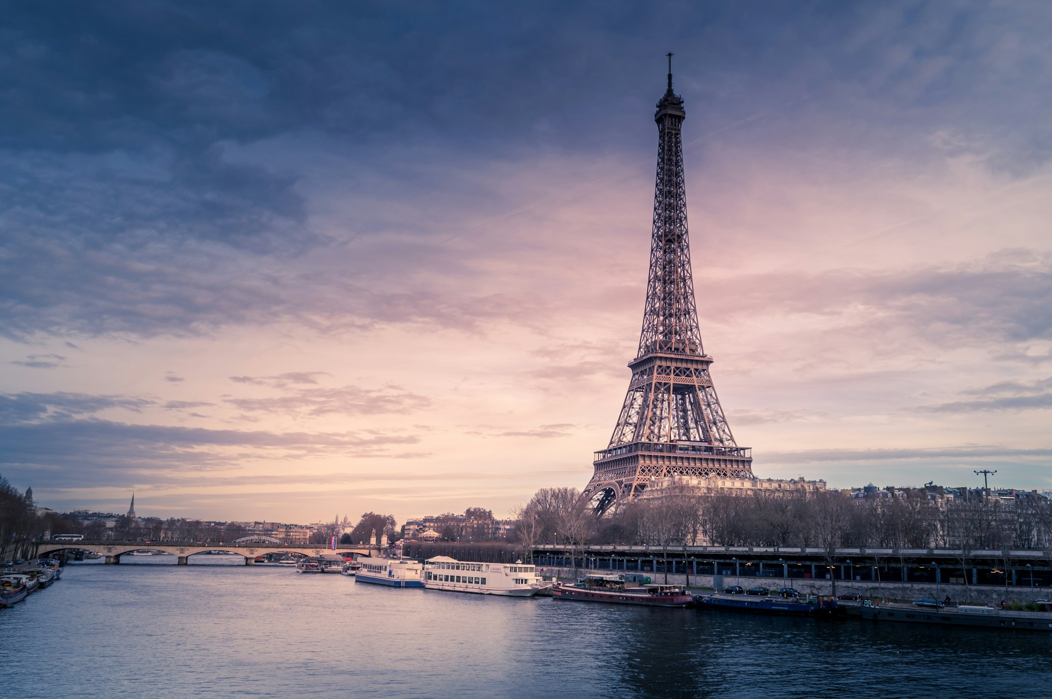 France Paris Eiffel Tower - Eurasia Tours